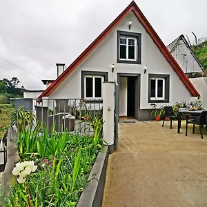 Hébergement de vacances Casa Típica De Santana – Casa Do Avô, Santana (Madeira)